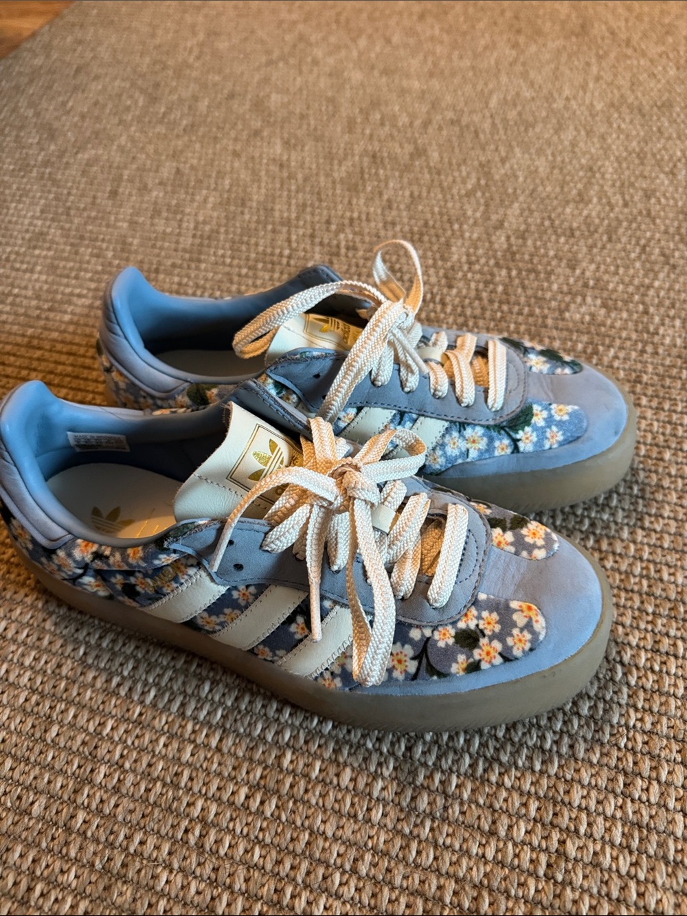 adidas x Liberty London Baby Blue and Cream Floral Velour and Suede Sambaes - Picture 5 of 9
